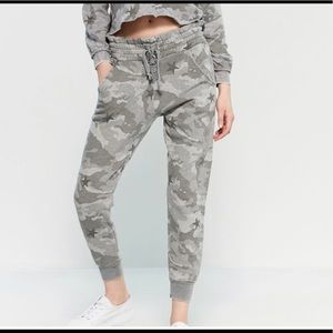 Vintage Havana grey camo joggers
